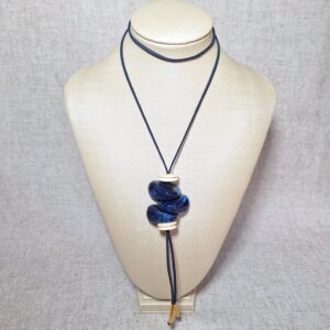 Colar Azul e Branco