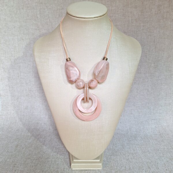 Colar Rosa